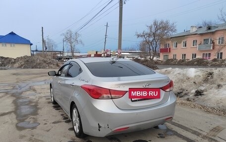 Hyundai Avante, 2012 год, 930 000 рублей, 4 фотография