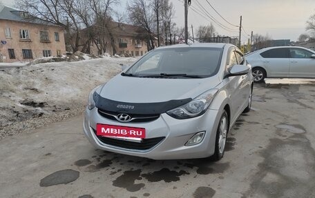 Hyundai Avante, 2012 год, 930 000 рублей, 3 фотография