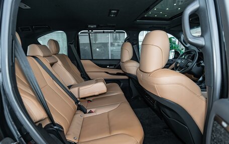 Lexus LX, 2024 год, 21 150 000 рублей, 20 фотография