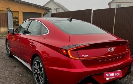 Hyundai Sonata VIII, 2020 год, 2 750 000 рублей, 4 фотография