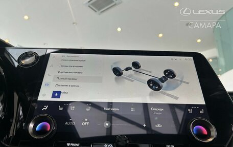 Lexus RX IV рестайлинг, 2025 год, 12 990 000 рублей, 18 фотография