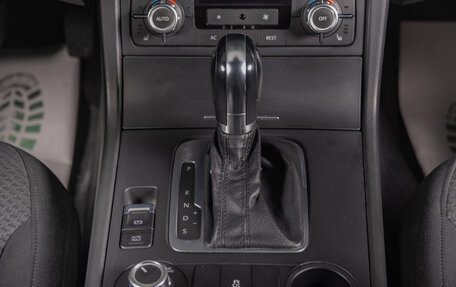 Volkswagen Touareg III, 2012 год, 2 459 000 рублей, 17 фотография