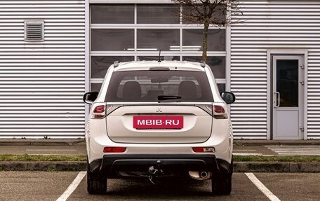 Mitsubishi Outlander III рестайлинг 3, 2012 год, 1 045 000 рублей, 5 фотография