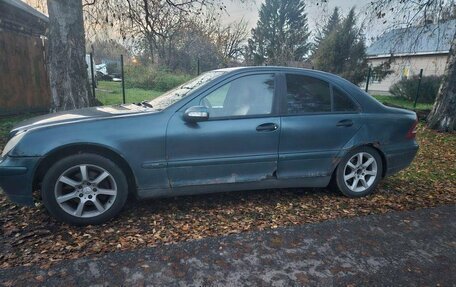 Mercedes-Benz C-Класс, 2001 год, 150 000 рублей, 3 фотография