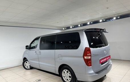 Hyundai Grand Starex Grand Starex I рестайлинг 2, 2013 год, 1 290 000 рублей, 4 фотография