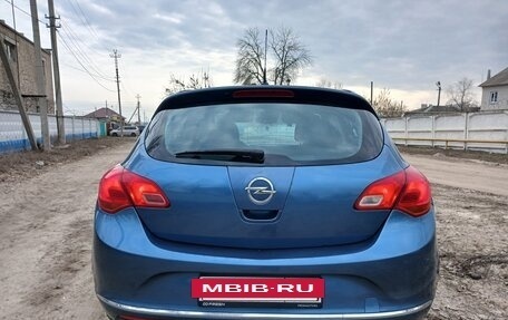Opel Astra J, 2013 год, 913 000 рублей, 3 фотография