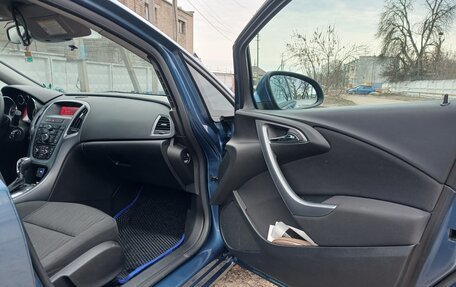 Opel Astra J, 2013 год, 913 000 рублей, 8 фотография