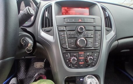 Opel Astra J, 2013 год, 913 000 рублей, 16 фотография