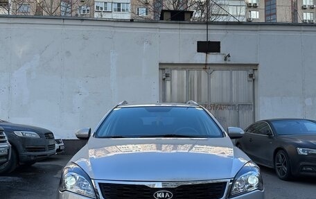 KIA cee'd I рестайлинг, 2010 год, 890 000 рублей, 2 фотография