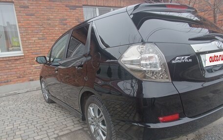 Honda Fit Shuttle I рестайлинг, 2013 год, 1 150 000 рублей, 3 фотография