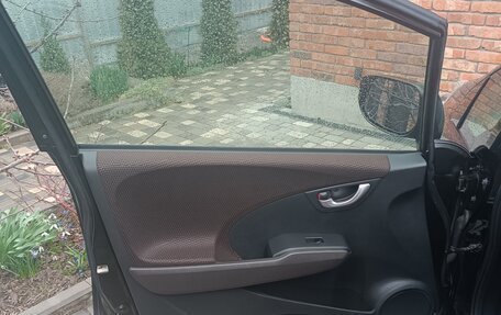 Honda Fit Shuttle I рестайлинг, 2013 год, 1 150 000 рублей, 17 фотография