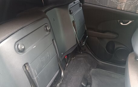 Honda Fit Shuttle I рестайлинг, 2013 год, 1 150 000 рублей, 14 фотография