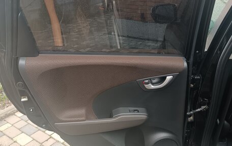 Honda Fit Shuttle I рестайлинг, 2013 год, 1 150 000 рублей, 19 фотография