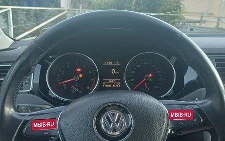 Volkswagen Jetta VI, 2016 год, 950 000 рублей, 9 фотография