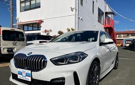 BMW 1 серия, 2021 год, 1 750 000 рублей, 1 фотография