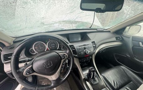 Honda Accord VIII рестайлинг, 2010 год, 952 000 рублей, 10 фотография