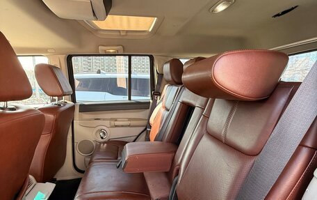 Jeep Commander, 2006 год, 1 080 000 рублей, 17 фотография