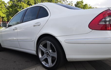 Mercedes-Benz E-Класс, 2003 год, 850 000 рублей, 26 фотография