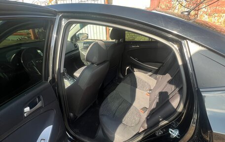 Hyundai Solaris II рестайлинг, 2016 год, 999 999 рублей, 8 фотография