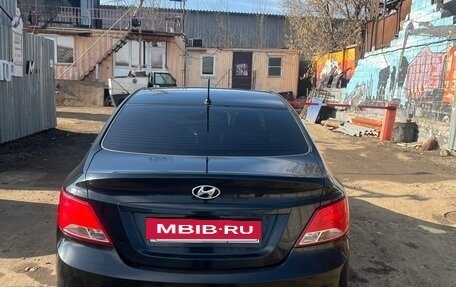 Hyundai Solaris II рестайлинг, 2016 год, 999 999 рублей, 5 фотография