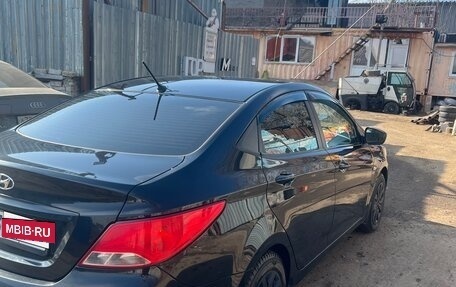 Hyundai Solaris II рестайлинг, 2016 год, 999 999 рублей, 4 фотография