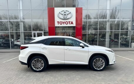 Lexus RX IV рестайлинг, 2021 год, 6 750 000 рублей, 4 фотография