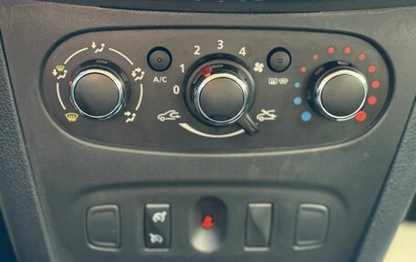 Renault Sandero II рестайлинг, 2018 год, 1 007 000 рублей, 16 фотография