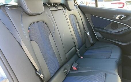 BMW 1 серия, 2021 год, 1 750 000 рублей, 29 фотография