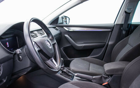 Skoda Octavia, 2019 год, 1 877 000 рублей, 10 фотография