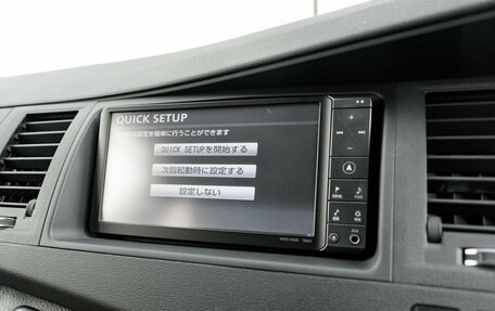 Toyota ISis I, 2010 год, 1 290 000 рублей, 17 фотография