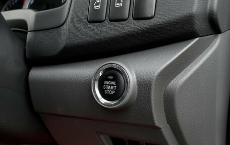 Toyota ISis I, 2010 год, 1 290 000 рублей, 25 фотография