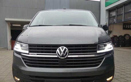 Volkswagen Transporter T6 рестайлинг, 2022 год, 3 400 000 рублей, 12 фотография