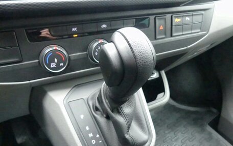 Volkswagen Transporter T6 рестайлинг, 2022 год, 3 400 000 рублей, 13 фотография