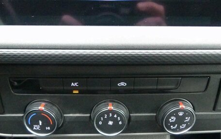 Volkswagen Transporter T6 рестайлинг, 2022 год, 3 400 000 рублей, 20 фотография