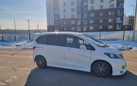 Honda Freed I, 2011 год, 1 260 000 рублей, 5 фотография