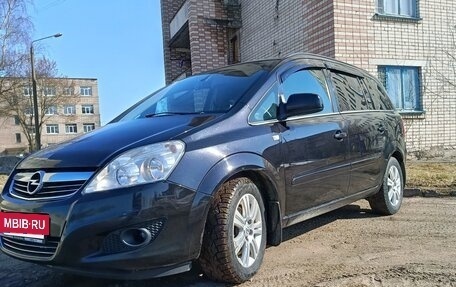 Opel Zafira B, 2011 год, 660 000 рублей, 5 фотография