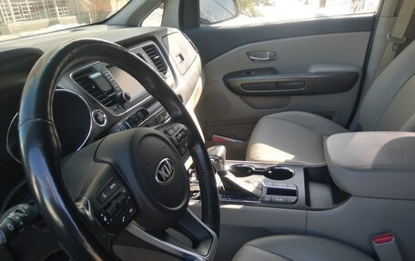 KIA Carnival III, 2019 год, 2 550 000 рублей, 5 фотография