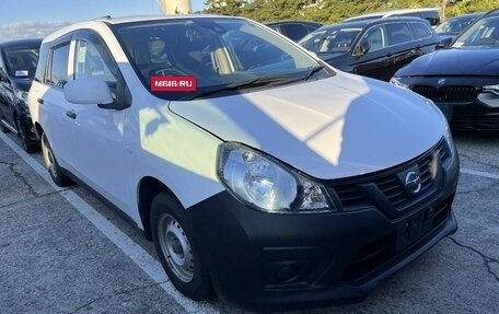 Nissan AD III, 2019 год, 990 000 рублей, 2 фотография