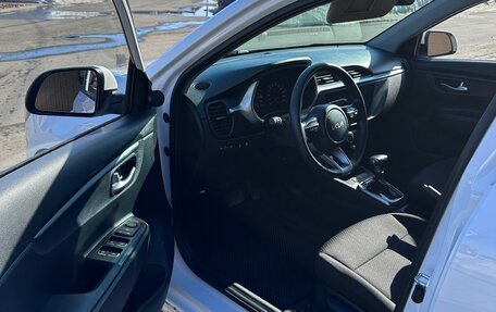 KIA Rio IV, 2021 год, 1 850 000 рублей, 5 фотография