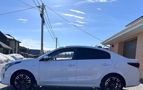 KIA Rio IV, 2021 год, 1 850 000 рублей, 2 фотография