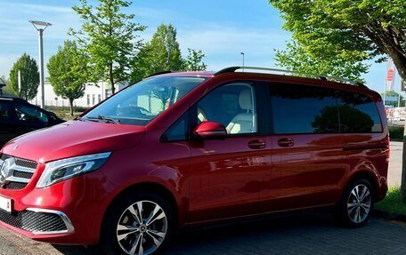 Mercedes-Benz V-Класс, 2020 год, 7 000 000 рублей, 2 фотография