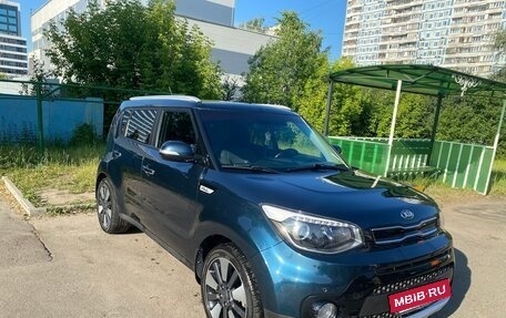 KIA Soul II рестайлинг, 2017 год, 1 600 000 рублей, 2 фотография