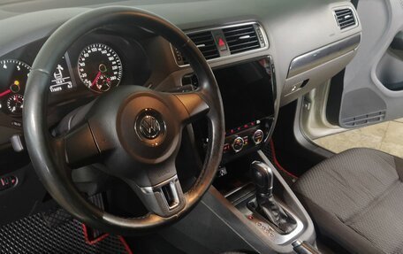 Volkswagen Jetta VI, 2012 год, 1 119 000 рублей, 18 фотография