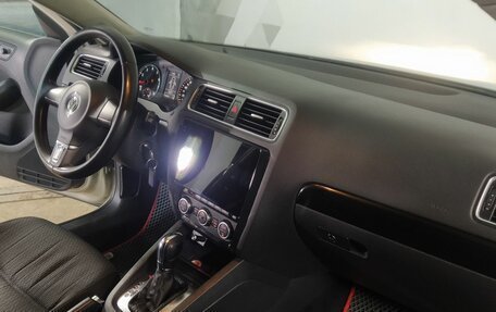 Volkswagen Jetta VI, 2012 год, 1 119 000 рублей, 16 фотография