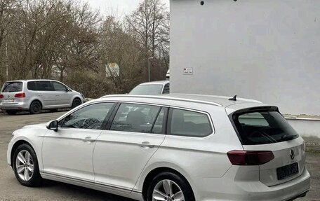 Volkswagen Passat B8 рестайлинг, 2021 год, 2 540 000 рублей, 7 фотография