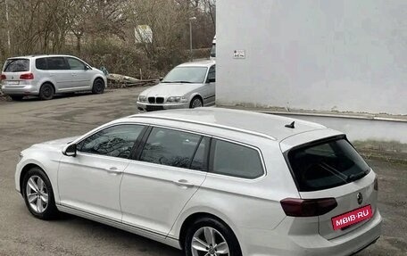 Volkswagen Passat B8 рестайлинг, 2021 год, 2 540 000 рублей, 10 фотография