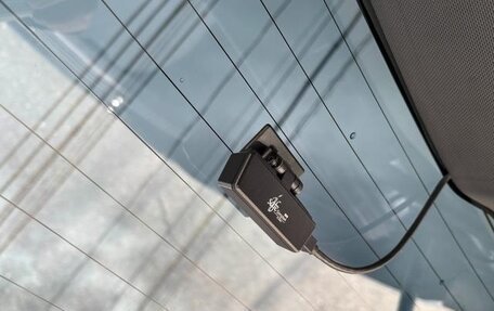 Toyota Noah III, 2018 год, 2 850 000 рублей, 26 фотография