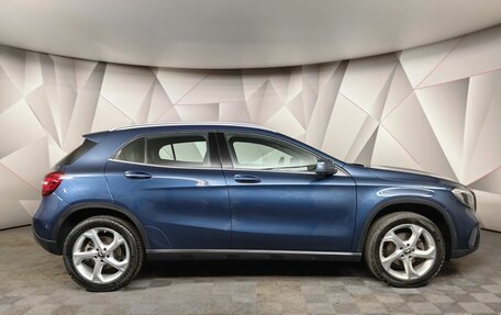 Mercedes-Benz GLA, 2019 год, 3 277 000 рублей, 6 фотография