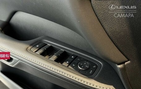 Lexus RX IV рестайлинг, 2025 год, 8 190 000 рублей, 11 фотография