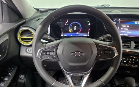 Chevrolet Trax, 2023 год, 2 049 000 рублей, 12 фотография